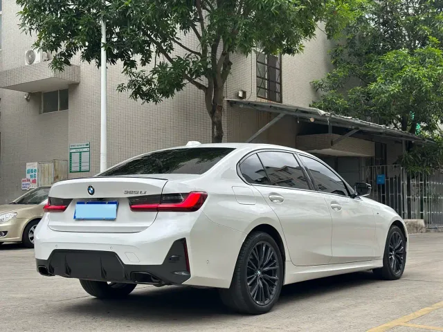 BMW 3 Series — Фото автомобиля 6