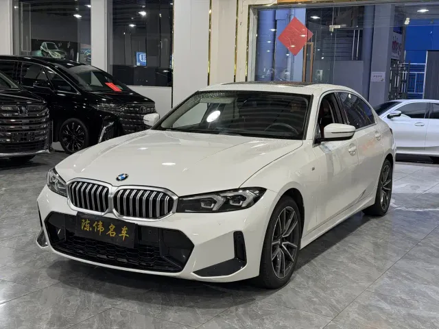 Фотография автомобиля — BMW 3 Series
