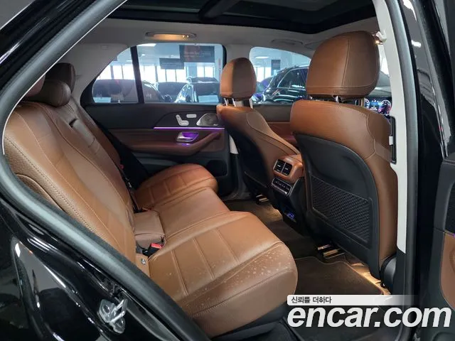 Mercedes-Benz GLE-Class — Фото автомобиля 10