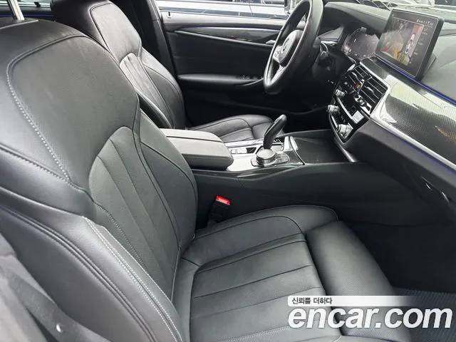BMW 5-Series — Фото автомобиля 2