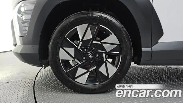 Hyundai Kona SX2 — Фото автомобиля 5