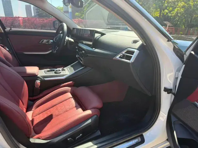 BMW 3 Series — Фото автомобиля 7