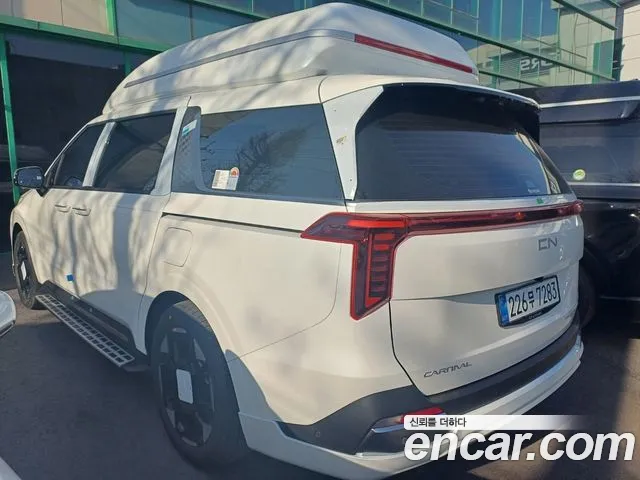 Фотография автомобиля — Kia Carnival Generation 4