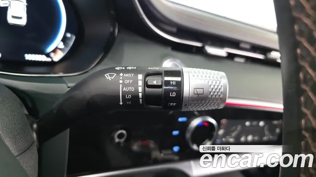 Genesis GV70 — Фото автомобиля 28