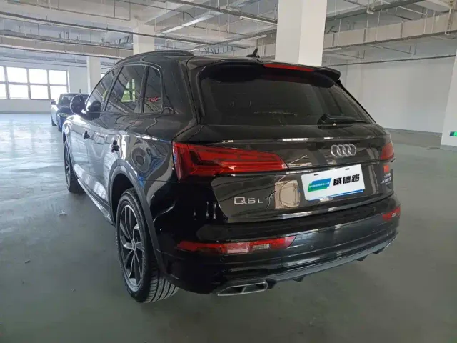 Audi Q5L — Фото автомобиля 4