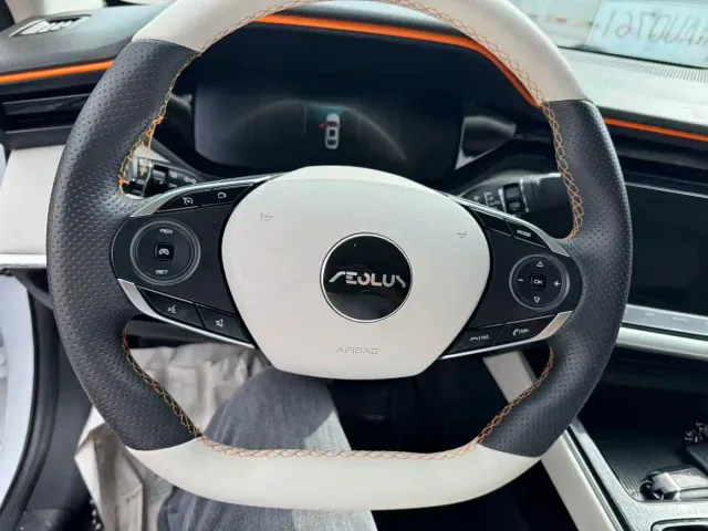 Dongfeng Yixuan MAX — Фото автомобиля 9