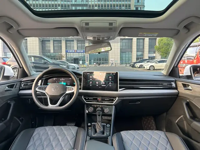 Volkswagen Sagitar — Фото автомобиля 8