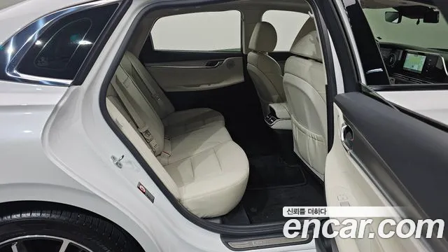 Hyundai Grandeur Новый Grandeur IG — Фото автомобиля 11