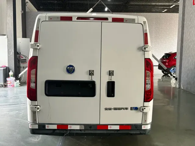 Foton Zhilan Jingling E7 — Фото автомобиля 6