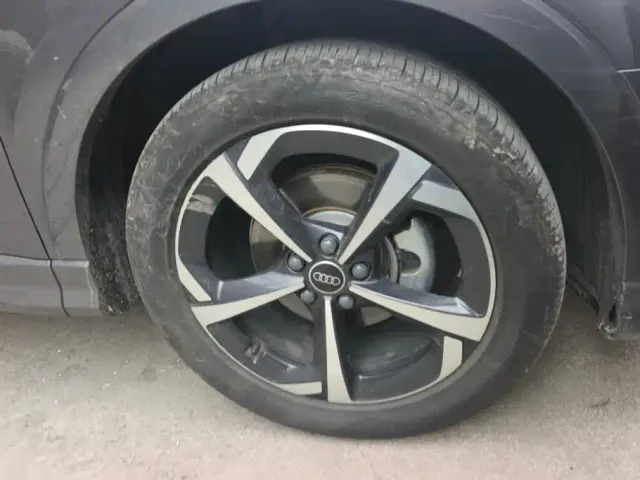 Audi Q3 — Фото автомобиля 6