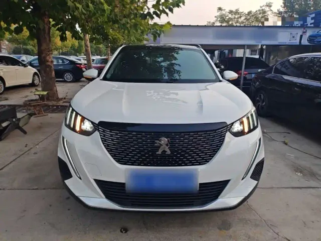 Peugeot 2008 — Фото автомобиля 2