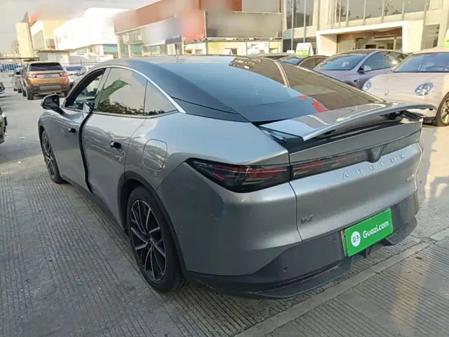 Arcfox Alpha S5 — Фото автомобиля 4
