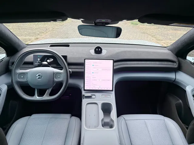 Nio EC6 — Фото автомобиля 7