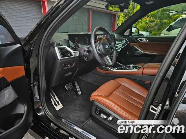 BMW X7 G07 — Фото автомобиля 9