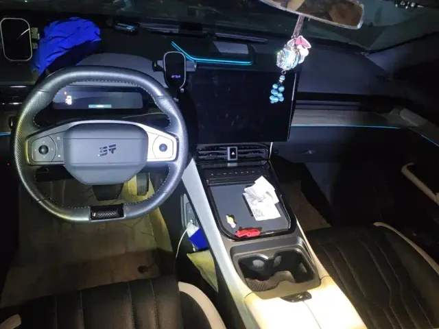 Jetour Shanhai L6 — Фото автомобиля 12