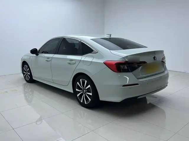 Honda Civic — Фото автомобиля 11