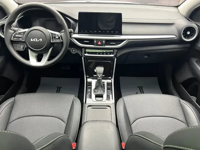 Kia K3 — Фото автомобиля 9