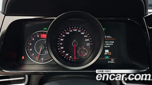 Hyundai AVANTE Avante (CN7) — Фото автомобиля 8