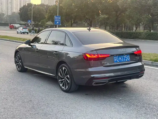 Audi A4L — Фото автомобиля 6