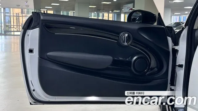 MINI Cooper — Фото автомобиля 13