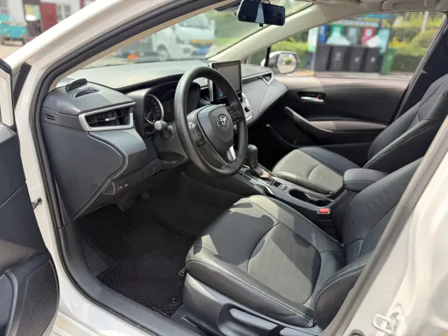 Toyota Corolla — Фото автомобиля 3