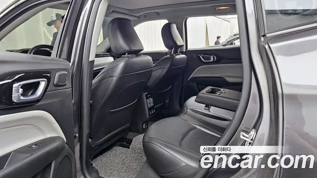 Jeep Compass — Фото автомобиля 26