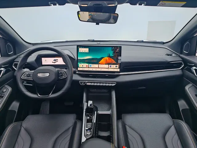 Geely Binyue — Фото автомобиля 15