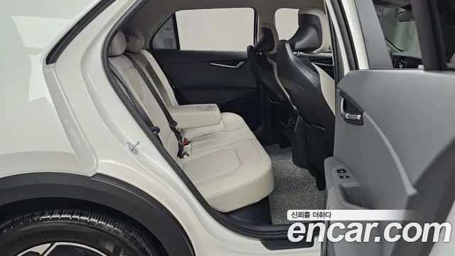 Kia Niro The All New — Фото автомобиля 17