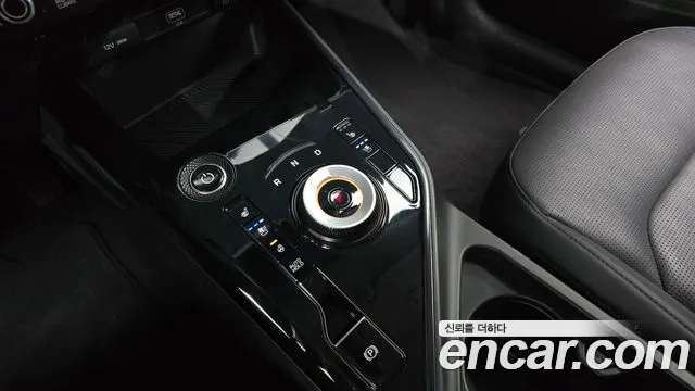 Kia Niro New — Фото автомобиля 12