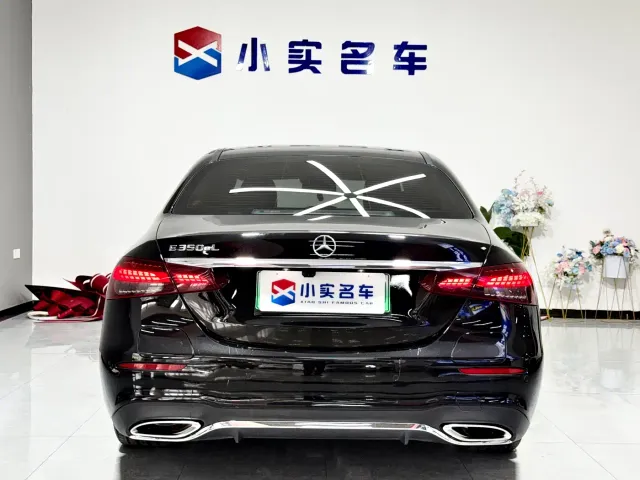Mercedes-Benz E-Class — Фото автомобиля 8