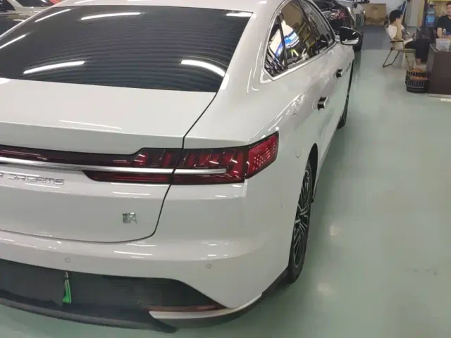 BYD Han — Фото автомобиля 7