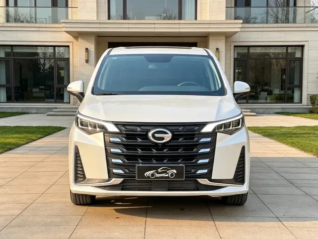GAC Trumpchi M6 — Фото автомобиля 2