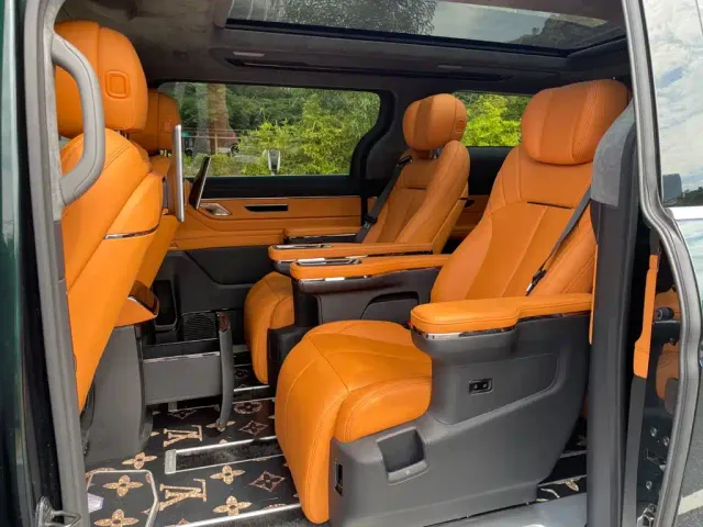 Geely Yizhen L380 — Фото автомобиля 9