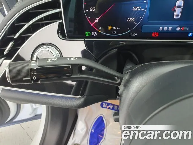 Mercedes-Benz E-Class — Фото автомобиля 12