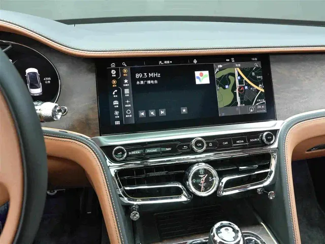 Bentley Flying Spur — Фото автомобиля 9