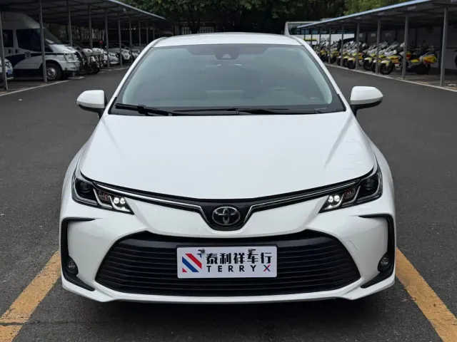 Toyota Corolla — Фото автомобиля 2