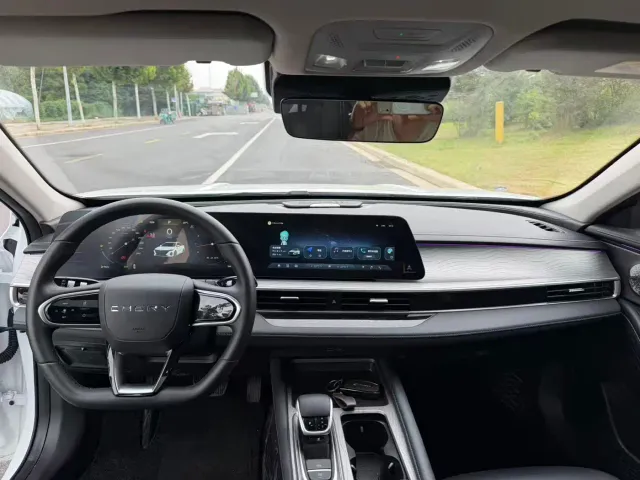 Chery Arrizo 8 — Фото автомобиля 6