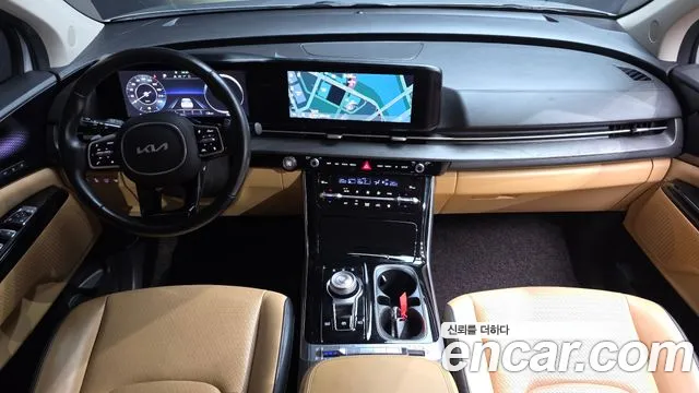 Kia Carnival Generation 4 — Фото автомобиля 10