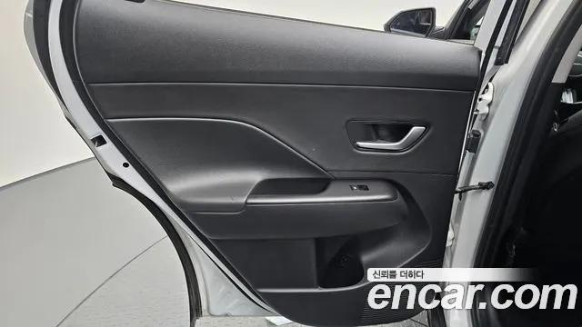 Hyundai Kona — Фото автомобиля 14
