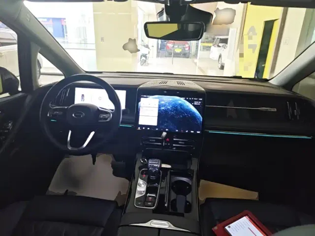 GAC Trumpchi M8 — Фото автомобиля 9