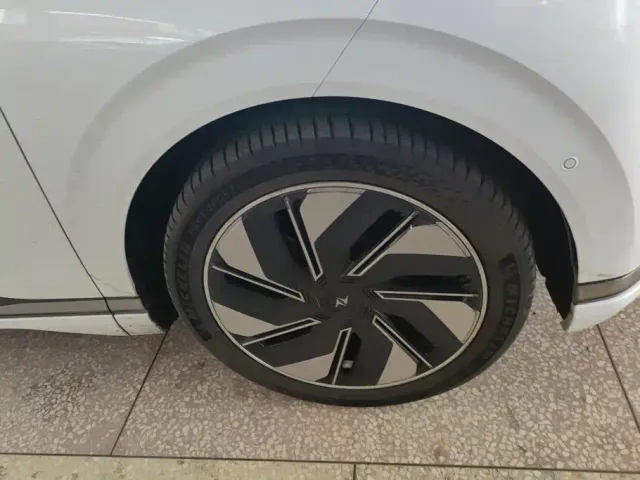 Dongfeng eπ 008 — Фото автомобиля 6