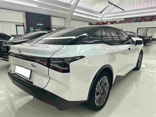 Toyota bZ3 — Фото автомобиля 18