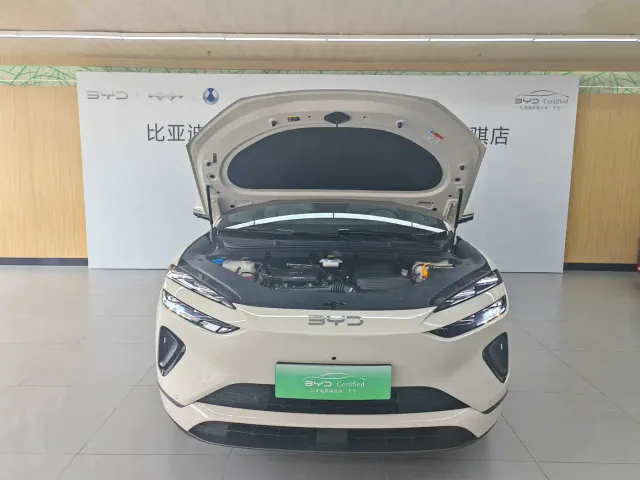 BYD Sealion 06 — Фото автомобиля 3
