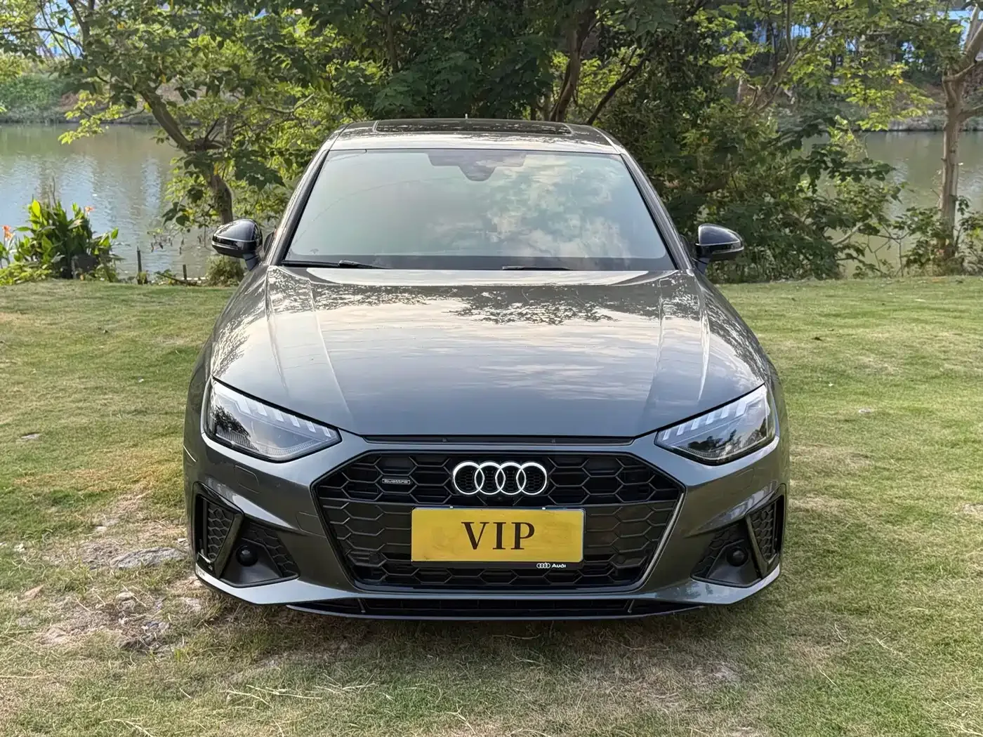 Audi Audi A4L 2025 2 Million Celebration Edition 45 TFSI quattro Premium Dynamic — Фото автомобиля 2
