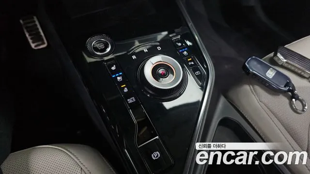 Kia Niro The All New Niro Signature — Фото автомобиля 9