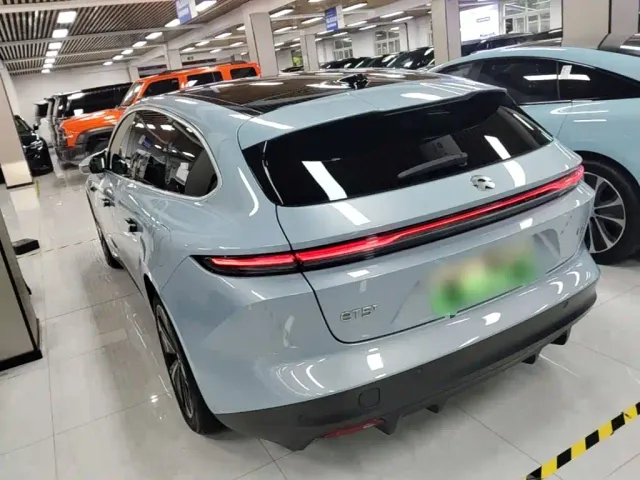 Nio ET5 Touring — Фото автомобиля 4