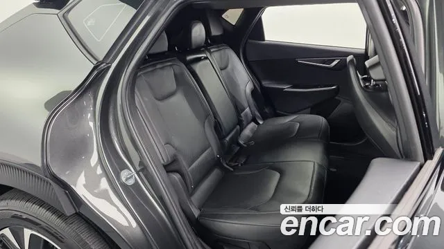 Kia EV6 — Фото автомобиля 11