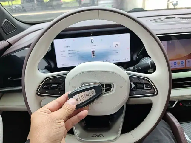 Geely Xingyue L — Фото автомобиля 8