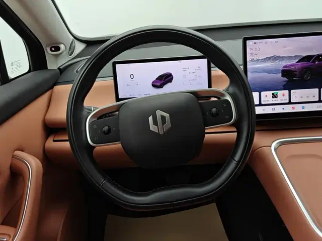 Leapmotor C16 — Фото автомобиля 15