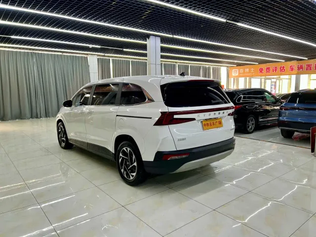 Hyundai Custo — Фото автомобиля 4